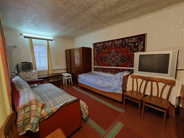 Оренда 40м2 1й поверх з двориком! - фото 1