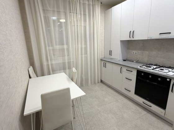 Оренда! Затишна Однокімнатна квартира 40 кв.м. ЖК «Сади Вишневі» Вишневое