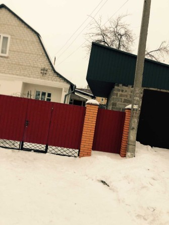 Окремий  2х  кімнатний будинок+  парковка + напольний котел - фото 1