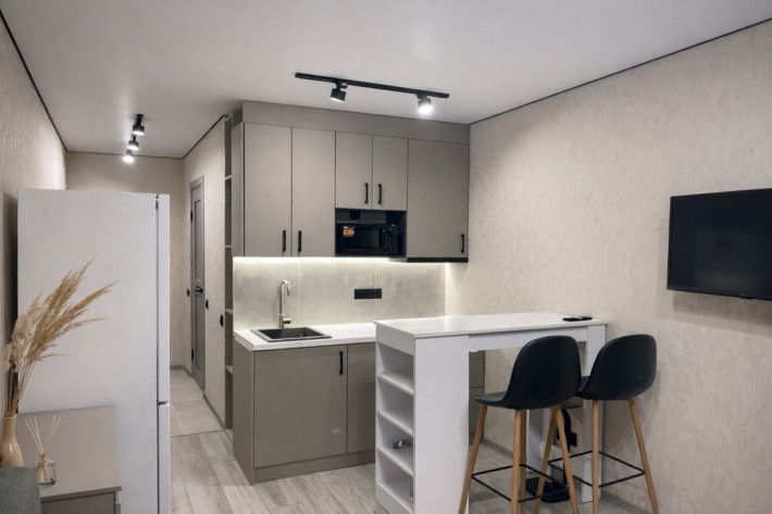 Оренда квартира студія від власника! Cinema House В будинку котельня. - фото 1