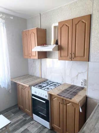 Оренда 2 кімнатної квартири по. Незалежності 9 ТУ. - фото 1