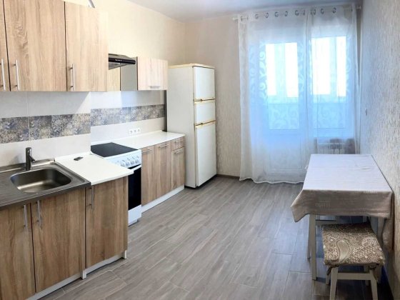 ЖК Олімпійський здам 1 к квартирку з ремонтом ГЕНЕРАТОР Бровары