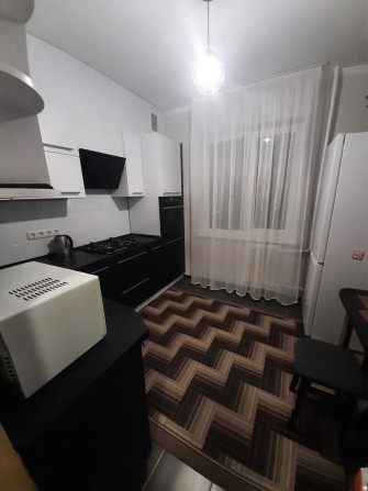 Здається в оренду 1-кімнатна квартира вул. Квітнева 15 - фото 1