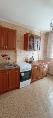 Оренда затишної 1 км квартири район ДНС - фото 1