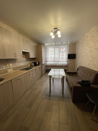 Оренда 2 кімнатної квартири Виставка - фото 1