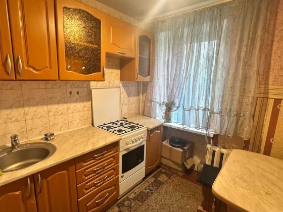 Оренда 1к квартири молодіжний цегляний будинок Кременчук