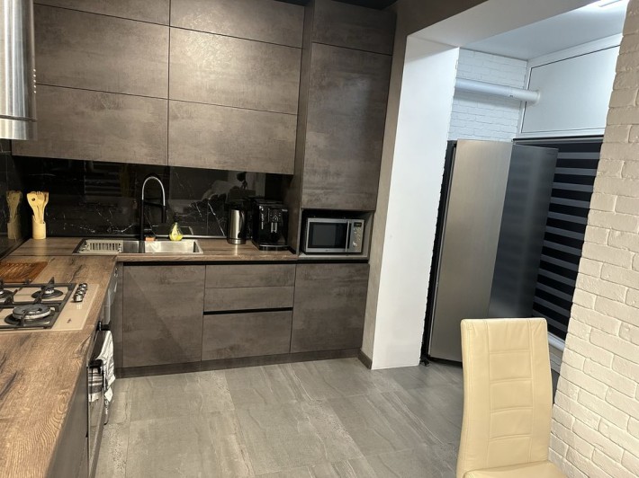 ЦЕНТР !!! Здається квартира на довгий час - фото 1