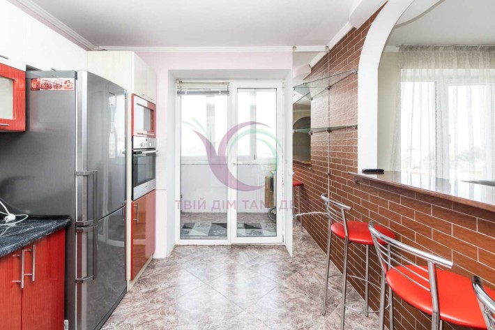 3-кімнатна квартира по вулиці Вовчинецька, біля - фото 1