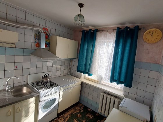 1-кімнатна на"Героїв Чорнобиля" ("Меблевий) ") . Кременчуг