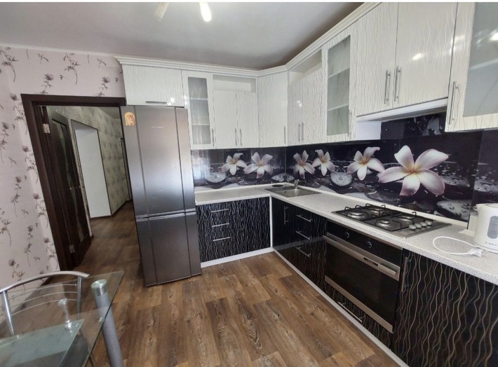 `Здам 1-кімн. квартиру, центр, в новобудові,  автономномне .. - фото 1