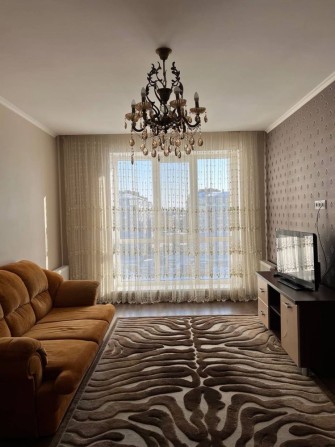 Здам велику 3-х кімнатну квартиру в районі Озера - фото 1