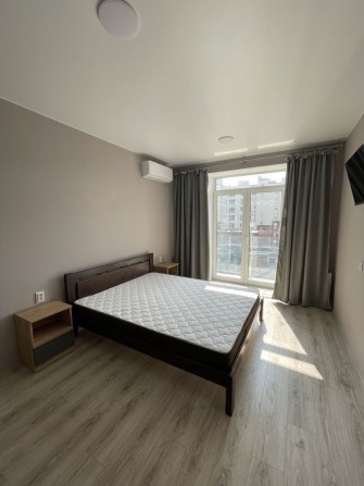 Терміново! Оренда 1к квартири з новим ремонтом поруч з набережною - фото 1