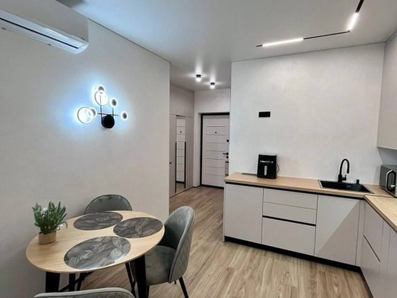 Вільна квартира  в центрі, світло 24/7, перше поселення Луцк