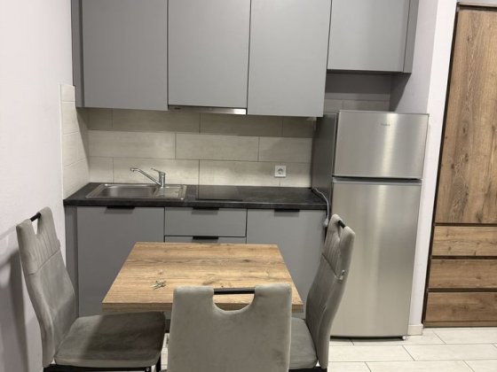 Помісячна оренда 2к квартири ( опалення включено у вартість ) Луцк