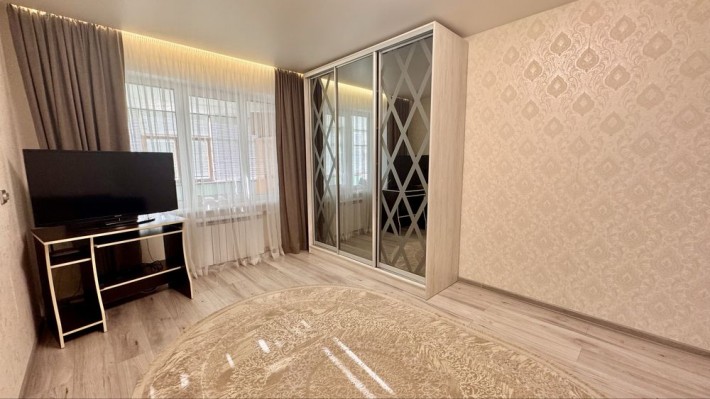 Оренда 1 кім. квартири просп. Соборності - фото 1