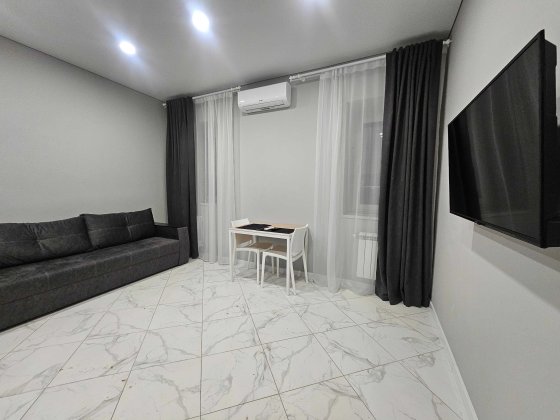 Сдается двухкомнатная квартира в центре города, ул. Свято-Николаевская Кривой Рог