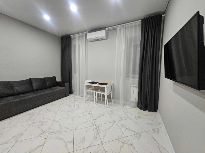 Сдается двухкомнатная квартира в центре города, ул. Свято-Николаевская - фото 1