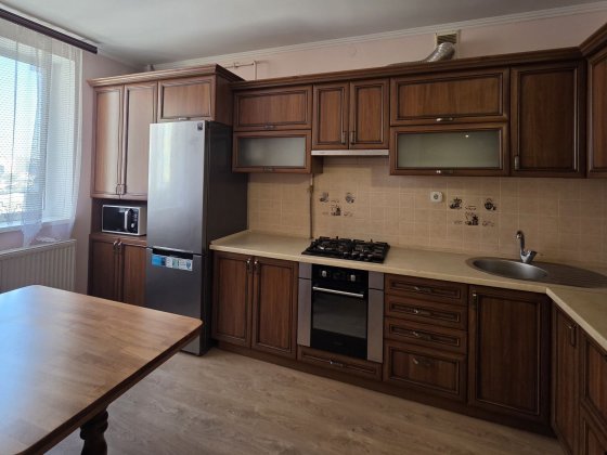 1,5- кім кв в Новобудові, Каскад, і.о,5 поверх Ивано-Франковск