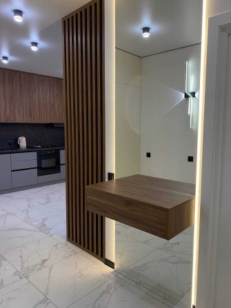 Довготривала оренда 2к квартири на вул. Привокзальна 10 ЖК Dream Town - фото 1