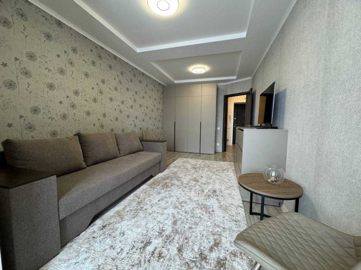 Оренда 1к кв в центрі - фото 1