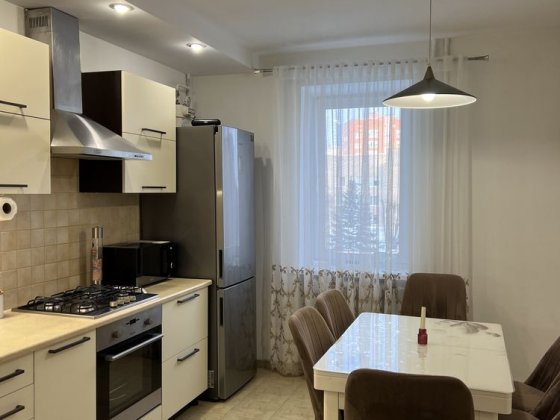 Оренда 3-кімн. квартири по вул. Чороновола Луцк