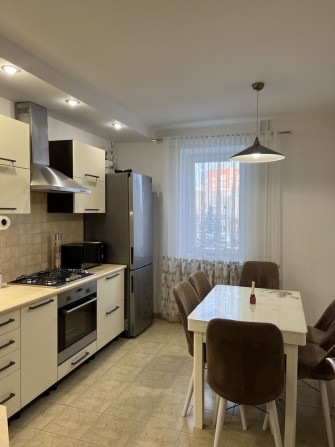 Оренда 3-кімн. квартири по вул. Чороновола - фото 1