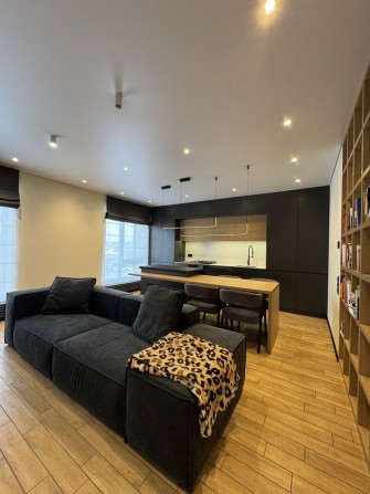 Оренда ексклюзивної квартири у ЖК Містечко 12 - фото 1