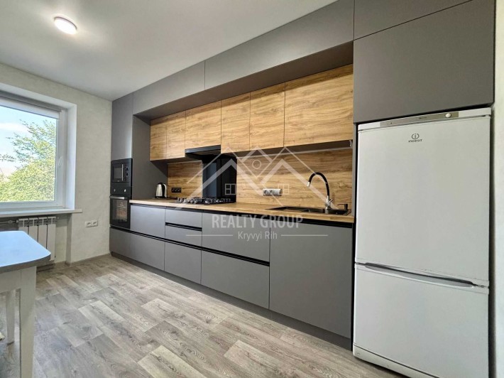 Оренда двокімнатної квартири на пл.Визволенні на Поштовому. - фото 1