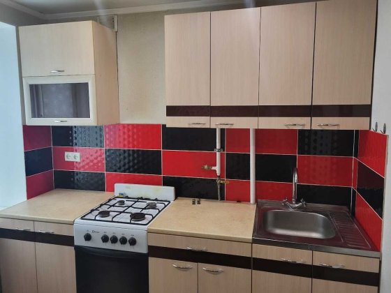 квартира на вул. Перлиній (біля ст. Рокувата) Кривой Рог