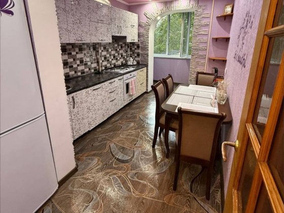 Східний/Восточный -1 ,  3 кімнатна квартира оренда Кривой Рог