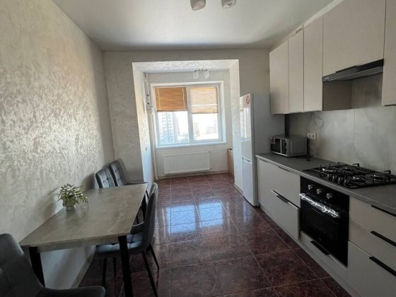 Оренда квартири автономка Іващенка Там там Луцк