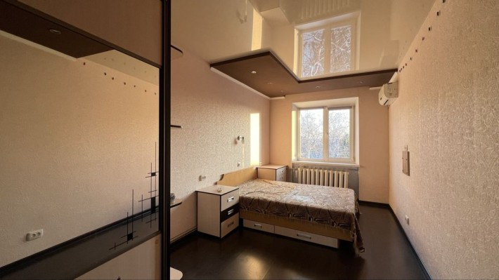 Оренда. Реальна, вільна - 3 кімнатна квартира. - фото 1