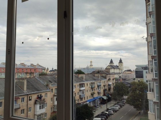 Оренда 1к  н/б   45м2   в самому центрі! Ивано-Франковск