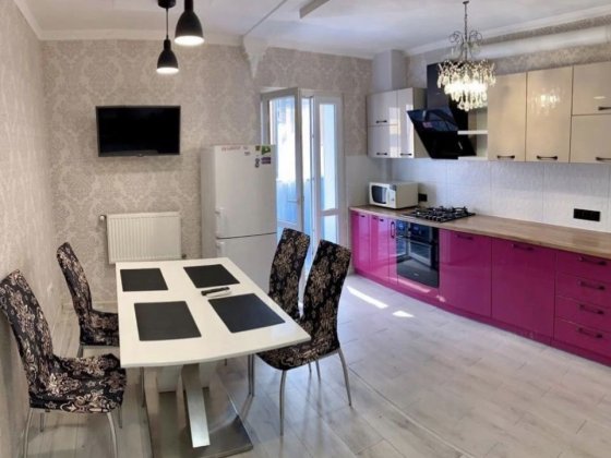 Здається в оренду 1 кімнатна квартира не далеко від центру Ивано-Франковск