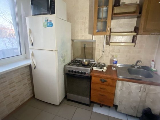 1-К Мотель, Рядом рянок Полтава