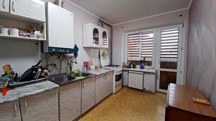 Оренда 2 кімн кв з інд.опаленням в Центрі поруч з кінотеатром "Космос" - фото 1