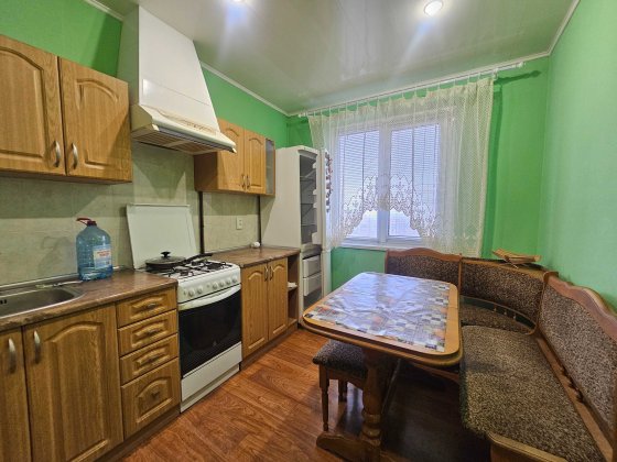 Сдается трехкомнатная квартира на микрорайоне Солнечный Кривой Рог