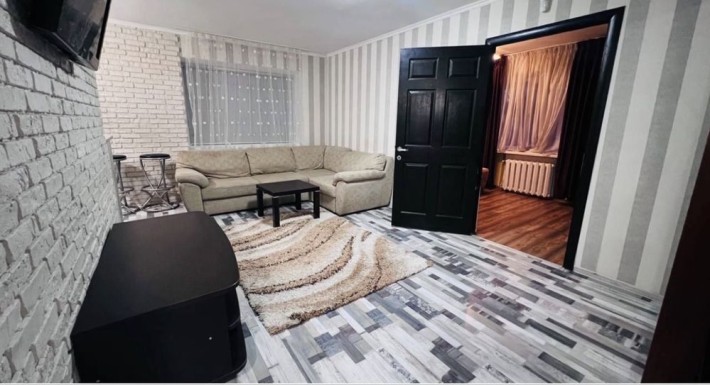 Трц Київ. Здається 2-х кімнатна квартира - фото 1