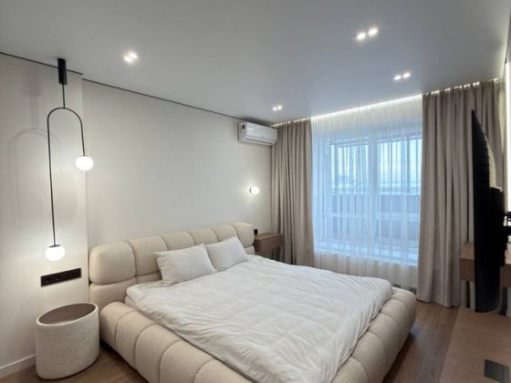 Оренда дизайнерської квартири 2к +КС з терасою Івано-Франківськ