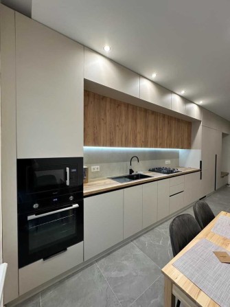 Здаю в оренду 1 кімнатну квартиру в центрі міста - фото 1