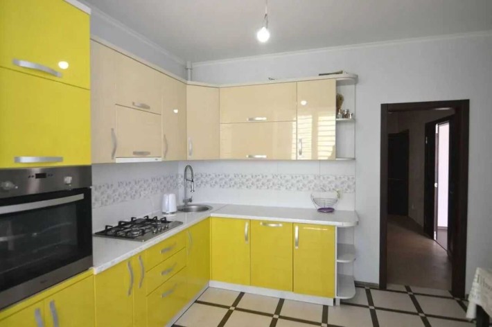 Оренда 3-кімнатної квартири для великої сім’ї | вул. Довженка - фото 1