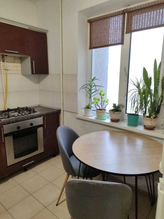 Затишна 2 кімнатна квартира - фото 1