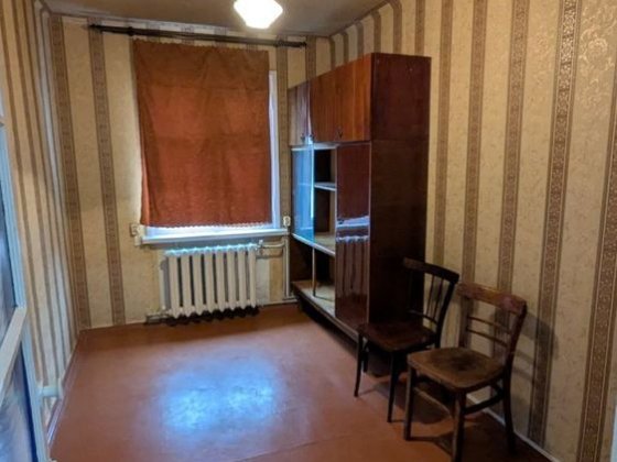 Трикімнатна квартира( одна кімната зачинена) Полтава