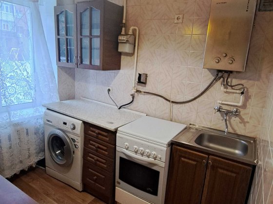 Здається 2к квартира на Подолі Полтава