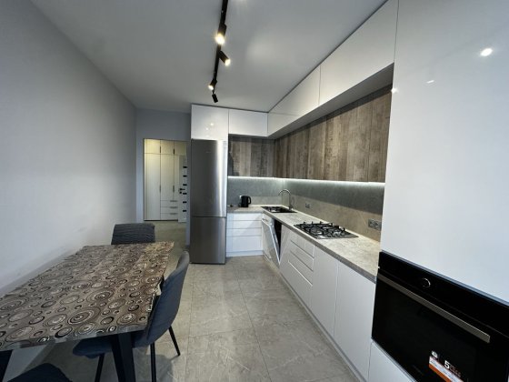 Здам 2 кімнатну в центрі вулиця Височана 18 Ивано-Франковск