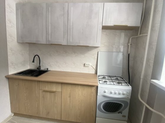 Оренда однокімнатної квартири по вул. Київській, район 12 школи Ровно