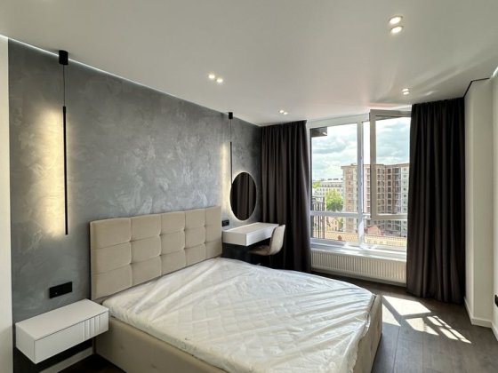 Шикарна 3 кімнатна кухня-студія Центр Ивано-Франковск