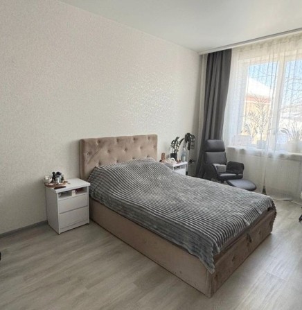 Здається в оренду охайна 2 км квартира по вул.Вояків Дивізії 26 - фото 1