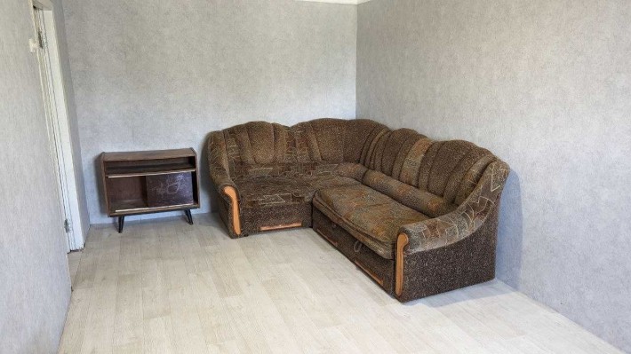 Здається 1 кімнатна квартира! Світло не вимикають - фото 1