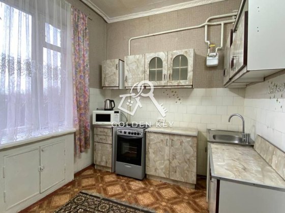 Оренда трикімнатної квартири на Соцмісті